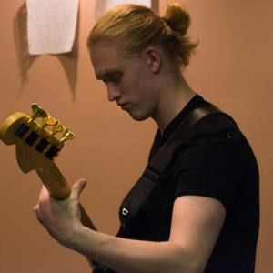 Meet your Posher, Bennett